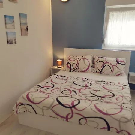 Daire Max Trogir